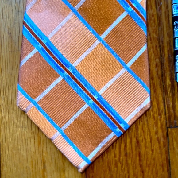 Michael Kors,Pierre Cardin and Custom Design- 3 tie bundle - Picture 2 of 7